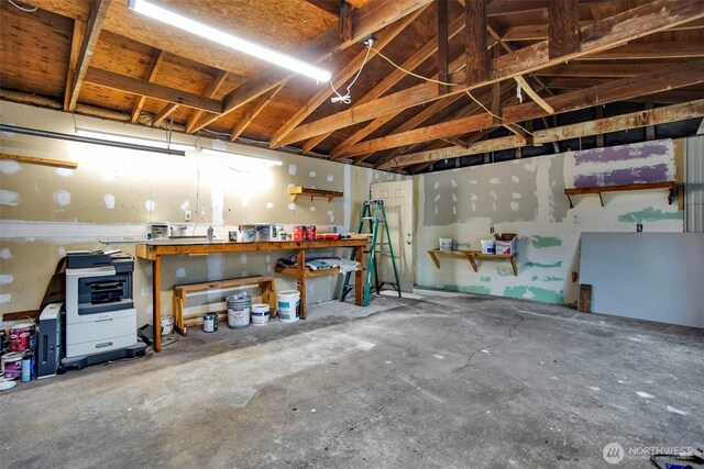 4801 78th St E, Tacoma, WA 98443 - garage with a workshop area