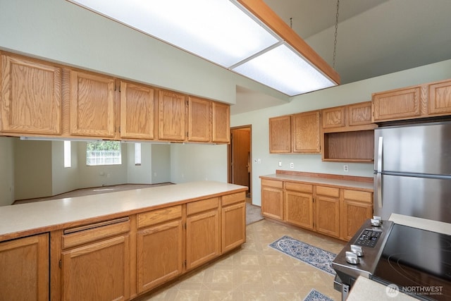 206 E St NE, Ephrata, WA 98823 - kitchen featuring appliances with stainless steel finishes and light countertops