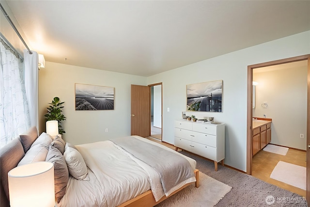 206 E St NE, Ephrata, WA 98823 - bedroom with ensuite bath