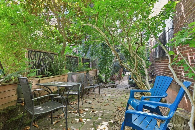 408 Bellevue Ave E Unit 206, Seattle, WA 98102 - photo 24