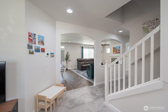 4211 W Heaverlo Dr, Moses Lake, WA 98837 - foyer entrance with arched walkways, recessed lighting, and ceiling fan