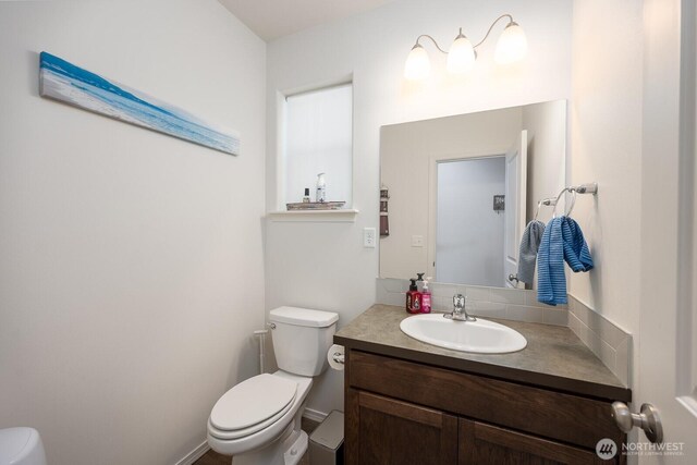 4211 W Heaverlo Dr, Moses Lake, WA 98837 - half bath with toilet and vanity