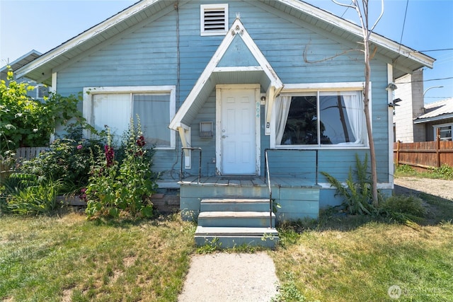 904 Cashmere St, Wenatchee, WA 98801 - view of front facade