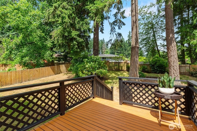 331 137th St SW, Everett, WA 98208 - wooden deck with a fenced backyard
