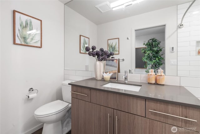 115 27th Ave E Unit D, Seattle, WA 98112 - bathroom with toilet and vanity
