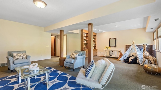 9623 NE Riverbend Dr Unit 2B, Bothell, WA 98011 - living room featuring carpet flooring