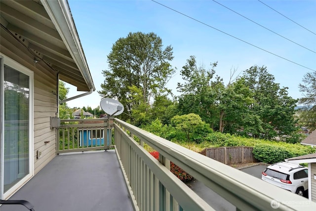 901 E Marine View Dr Unit 206, Everett, WA 98201 - view of balcony