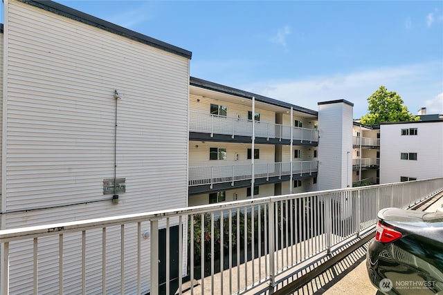 762 Hayes St Unit 17, Seattle, WA 98109 - view of balcony