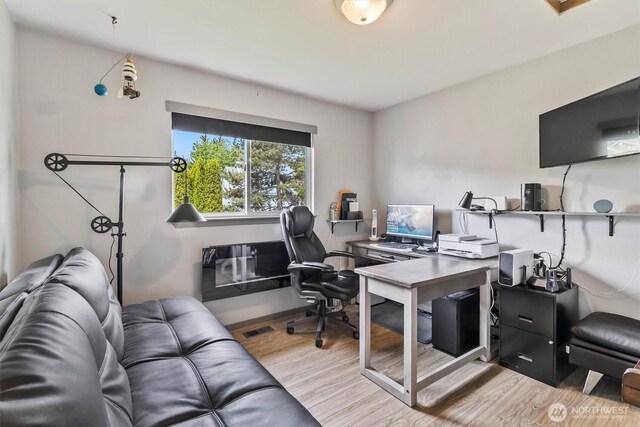 1606 94th Ave NE, Lake Stevens, WA 98258 - home office featuring light wood finished floors