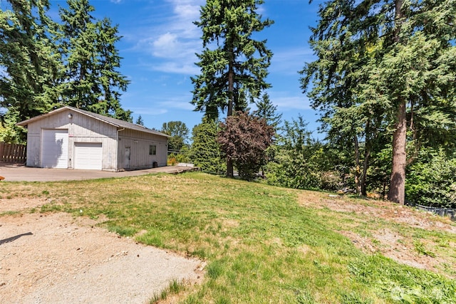 12124 SE 161st St, Renton, WA 98058 - view of yard featuring an outbuilding and a detached garage