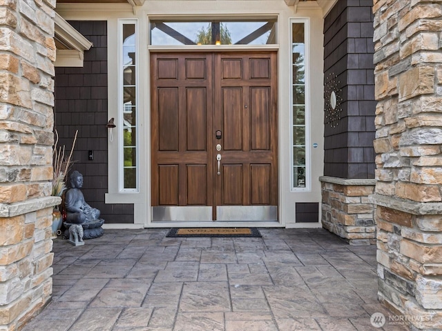 2135 204th Pl NE, Sammamish, WA 98074 - property entrance featuring stone siding