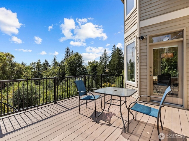 2135 204th Pl NE, Sammamish, WA 98074 - view of deck