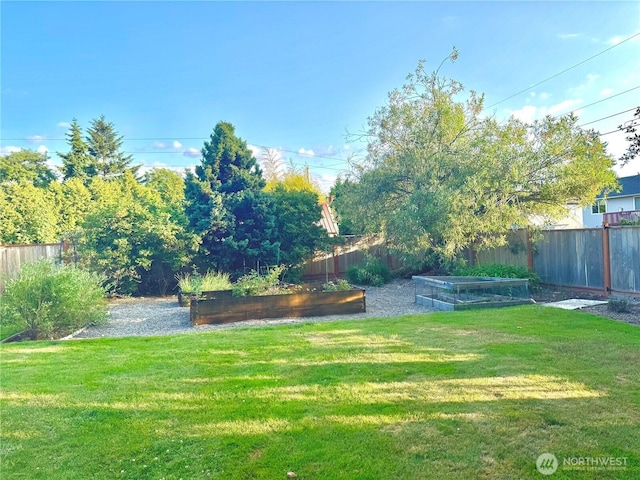 4313 131st St SE, Everett, WA 98208 - view of yard featuring a garden