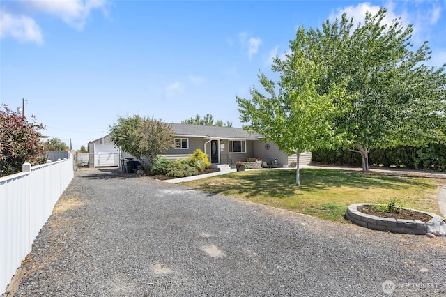 863 N Vista Dr, Moses Lake, WA 98837 - view of front of house