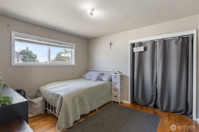 863 N Vista Dr, Moses Lake, WA 98837 - bedroom featuring wood finished floors