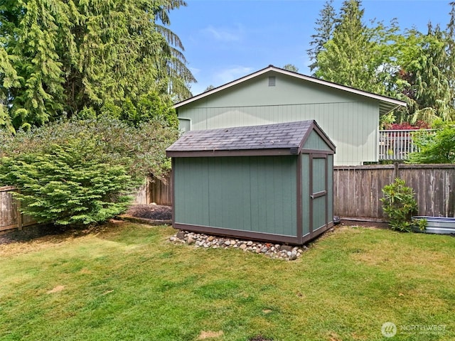 17627 17th Dr SE, Bothell, WA 98012 - view of shed with a fenced backyard