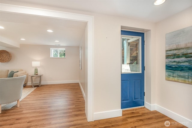 515 N 122nd St, Seattle, WA 98133 - entryway featuring light wood-style floors and recessed lighting