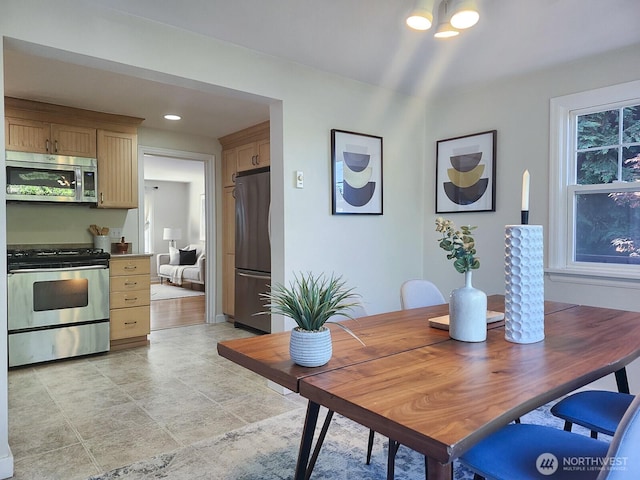 3616 23rd Ave W, Seattle, WA 98199 - view of dining space