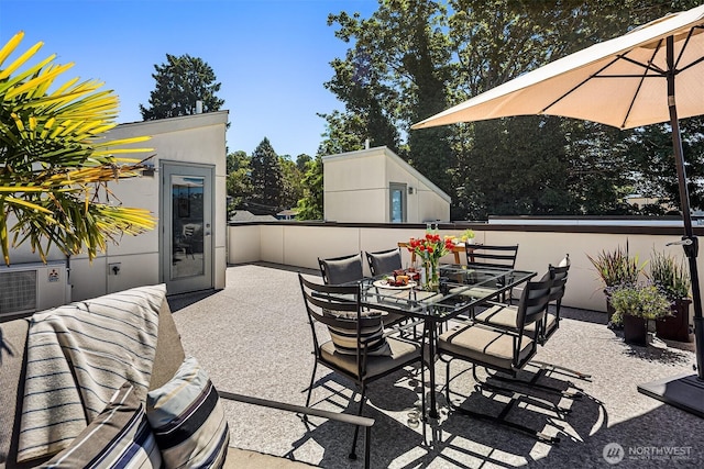 2808 14th Ave W Unit B, Seattle, WA 98119 - view of patio with outdoor dining area
