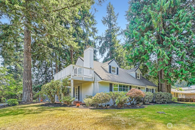 3706 84th Ave SE, Mercer Island, WA 98040 - view of front of property with a balcony, a front lawn, and a chimney