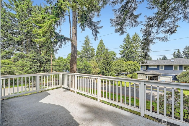 3706 84th Ave SE, Mercer Island, WA 98040 - view of balcony