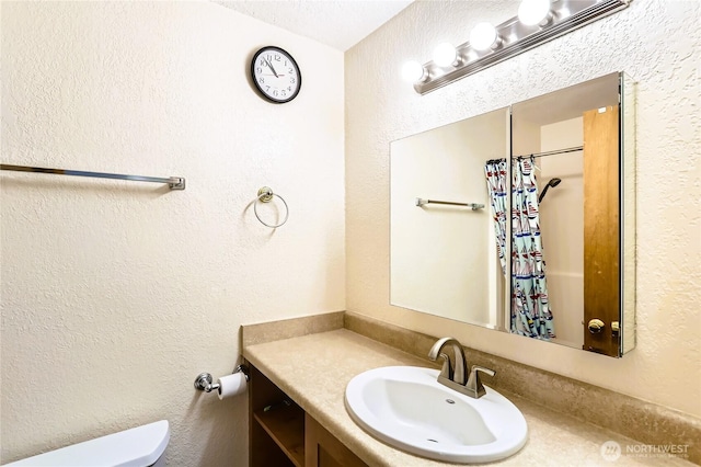 8605 244th St SW Unit 3F, Edmonds, WA 98026 - full bathroom featuring vanity and curtained shower