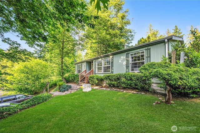 492 Hilltop Dr, Sedro Woolley, WA 98284 - ranch-style home with a front yard