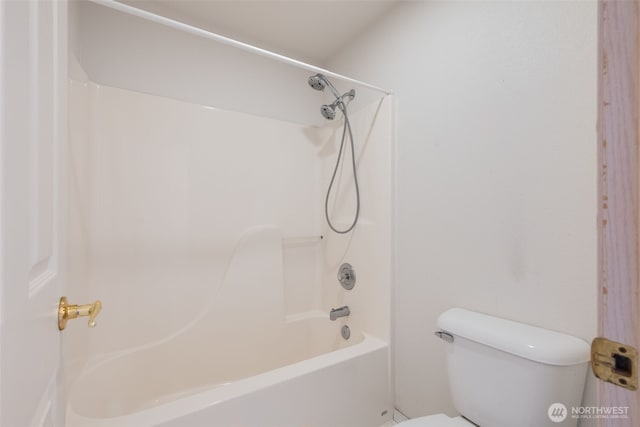 1160 Monroe Ave NE Unit B-4, Renton, WA 98056 - full bath with toilet and bathing tub / shower combination