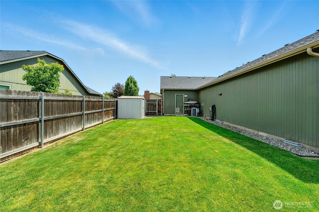 2134 Alco Ave, Walla Walla, WA 99362 - fenced backyard with a storage unit