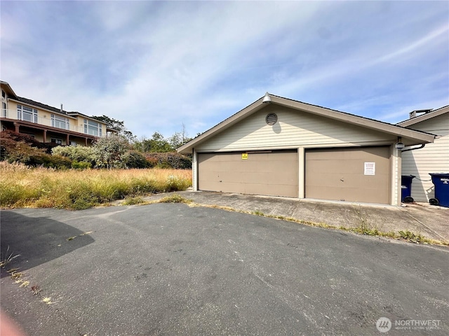 1445 SW 296th St, Federal Way, WA 98023 - view of detached garage