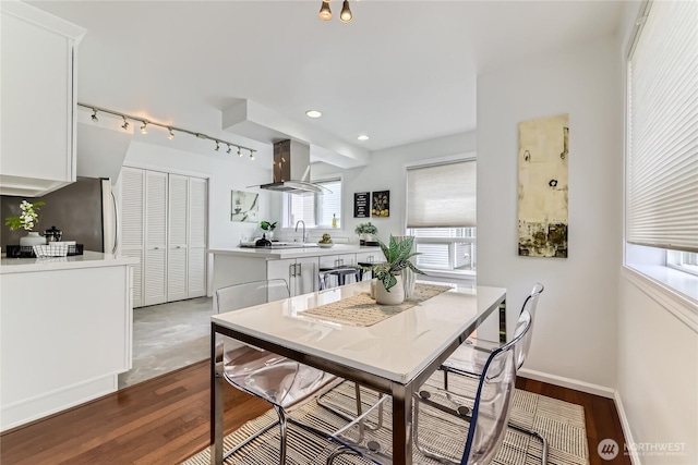 2801 NE 130th St Unit C101, Seattle, WA 98125 - dining space with dark wood-style flooring and recessed lighting
