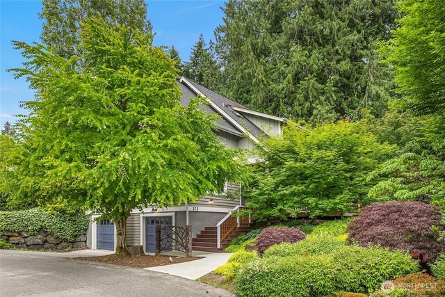 473 Glen Hollow Pl SW, Bainbridge Island, WA 98110 - view of property's community featuring stairway and a garage