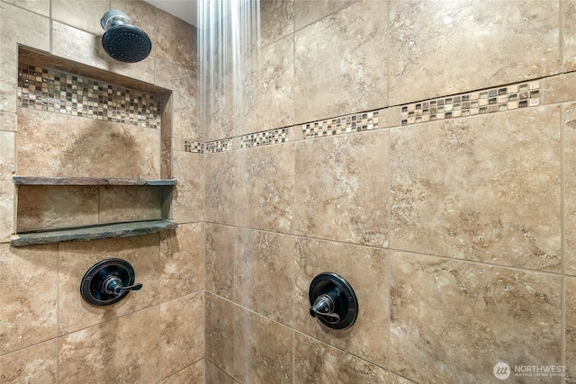 118 W Winesap Rd, Bothell, WA 98012 - bathroom view of tiled shower