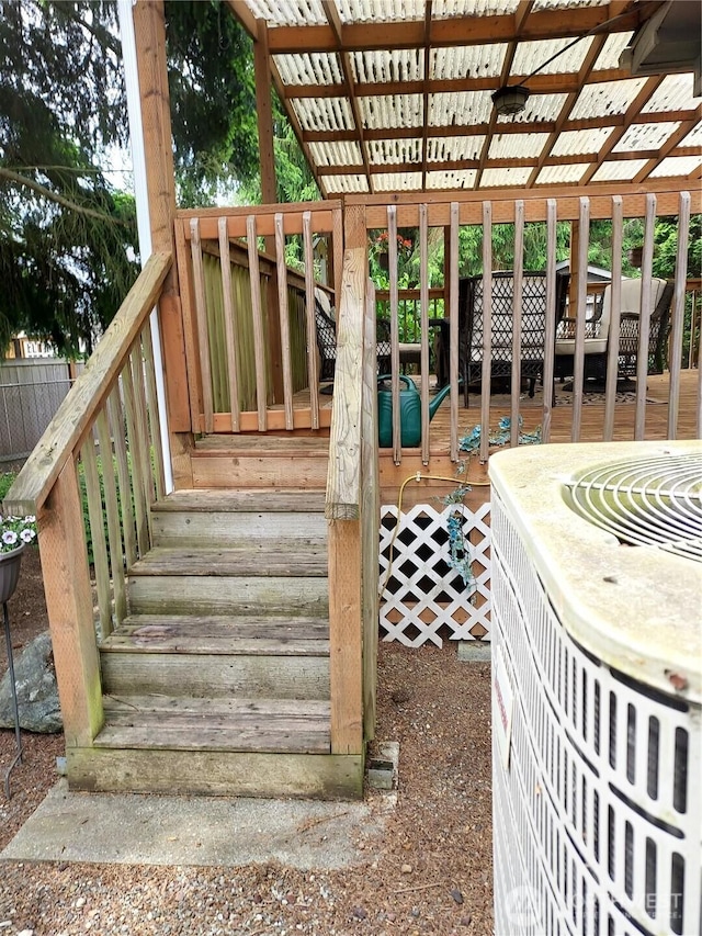 8430 15th Pl SE Unit 33, Lake Stevens, WA 98258 - view of wooden terrace