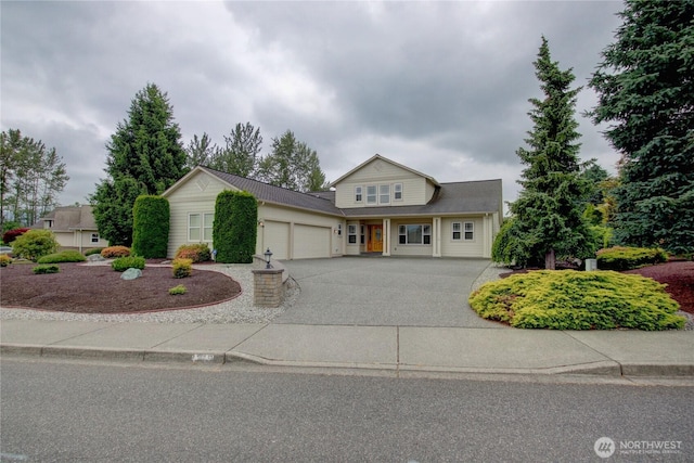 1218 Alpine View Dr, Mount Vernon, WA 98274 - traditional-style house with a garage and concrete driveway