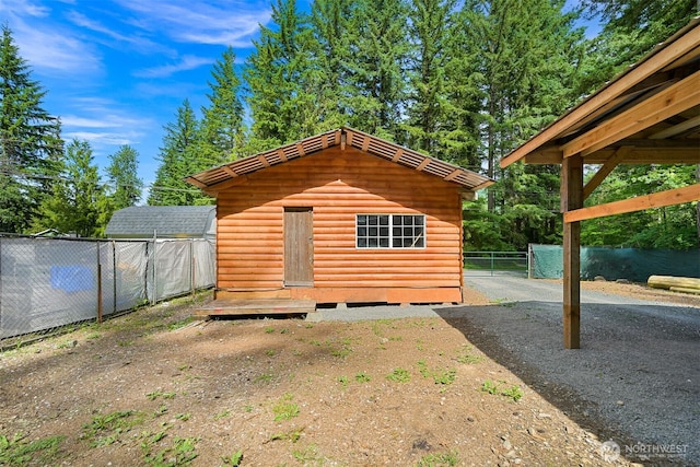 8283 Golden Valley Blvd, Maple Falls, WA 98266 - view of outbuilding with a fenced backyard