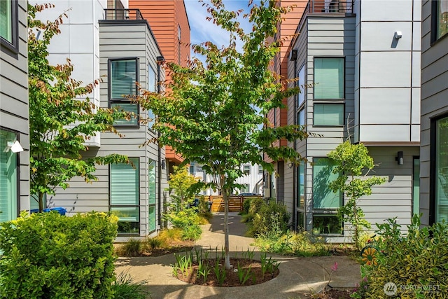 533 S Coverdale St Unit C, Seattle, WA 98108 - photo 3
