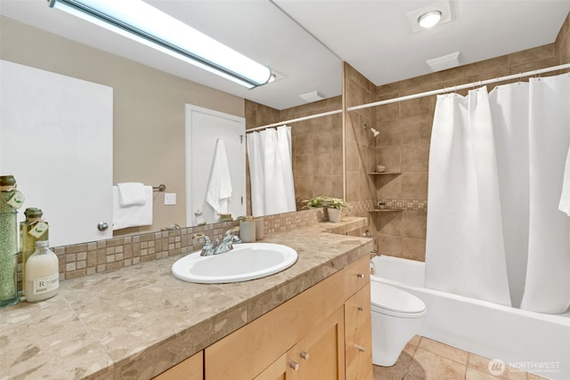275 W Roy St Unit 319, Seattle, WA 98119 - full bath with vanity, tile patterned flooring, shower / bath combination with curtain, and backsplash