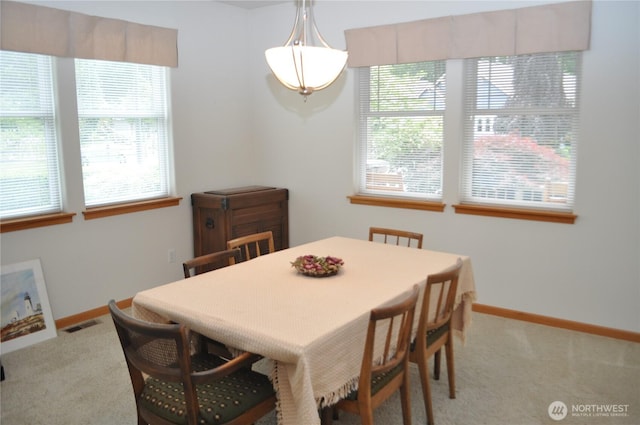 1750 Grand Ave, Mount Vernon, WA 98274 - dining area featuring carpet