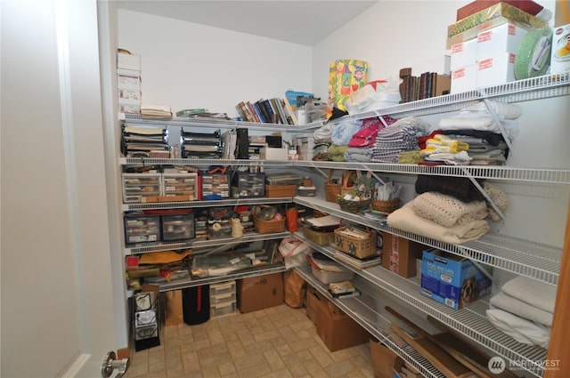 1750 Grand Ave, Mount Vernon, WA 98274 - view of pantry