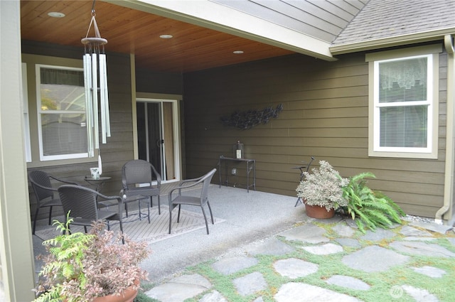 1750 Grand Ave, Mount Vernon, WA 98274 - view of patio featuring outdoor dining area