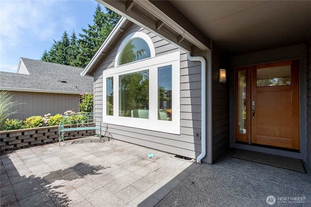 3200 SE Balboa Dr, Vancouver, WA 98683 - doorway to property with a patio