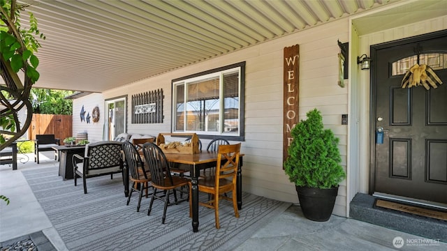 3324 W 19th Ave W Unit 52, Kennewick, WA 99338 - porch featuring outdoor dining area