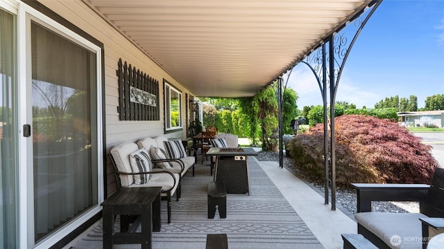 3324 W 19th Ave W Unit 52, Kennewick, WA 99338 - view of patio / terrace featuring outdoor lounge area