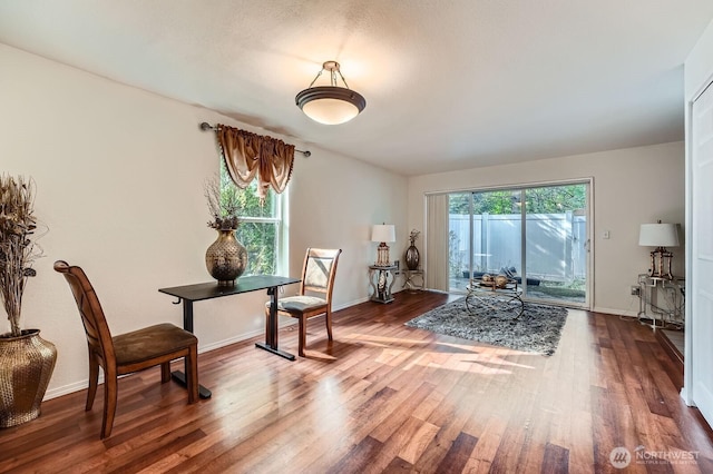 2100 S 336th St Unit M1, Federal Way, WA 98003 - living area with wood finished floors and baseboards