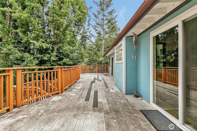 4815 46th Ave S, Seattle, WA 98118 - view of wooden terrace