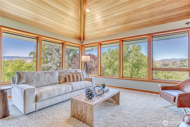 423 Lombard Ln, Wenatchee, WA 98801 - sunroom featuring a mountain view