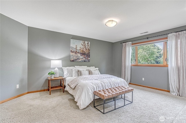 423 Lombard Ln, Wenatchee, WA 98801 - carpeted bedroom with baseboards