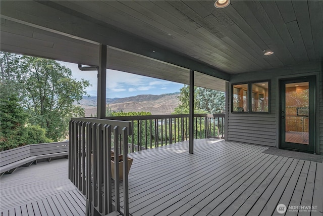 423 Lombard Ln, Wenatchee, WA 98801 - deck featuring a mountain view