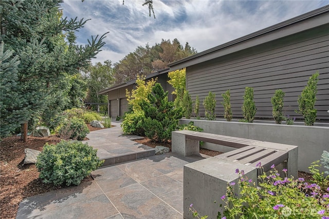 423 Lombard Ln, Wenatchee, WA 98801 - view of patio / terrace